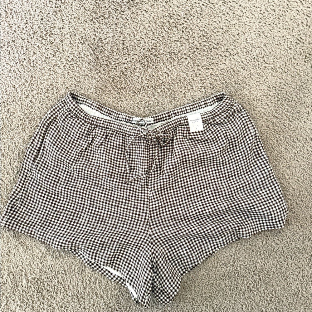 Abercrombie & Fitch Brown and White Gingham Shorts NWT